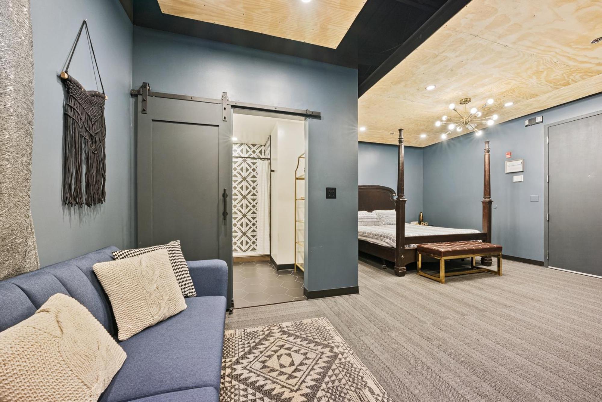 Indigo Pass Boutique Hotel Middletown Room photo